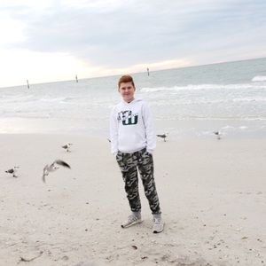 Meet your Posher, Corey